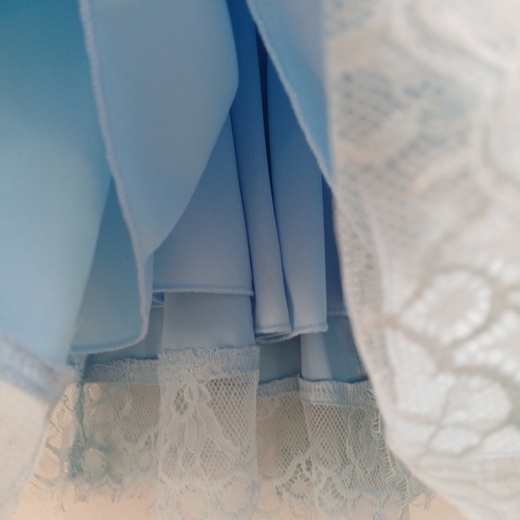 😇NWT -Marthea- Lace - Square Neck - Baby Blue Mini Dress-Size small🩵 - Picture 9 of 12